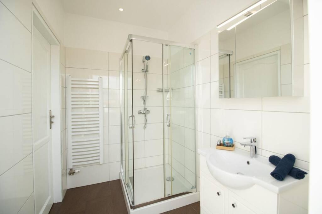 Sunny & Cozy Penthouse With Balcony L Dg4'14 Apartment Wien Ngoại thất bức ảnh