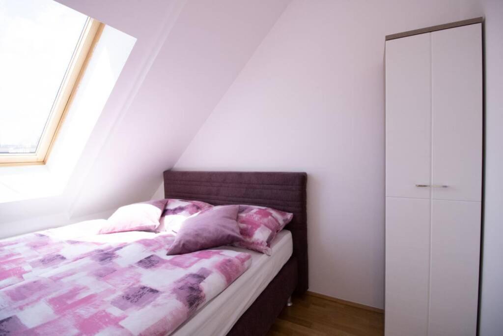 Sunny & Cozy Penthouse With Balcony L Dg4'14 Apartment Wien Ngoại thất bức ảnh